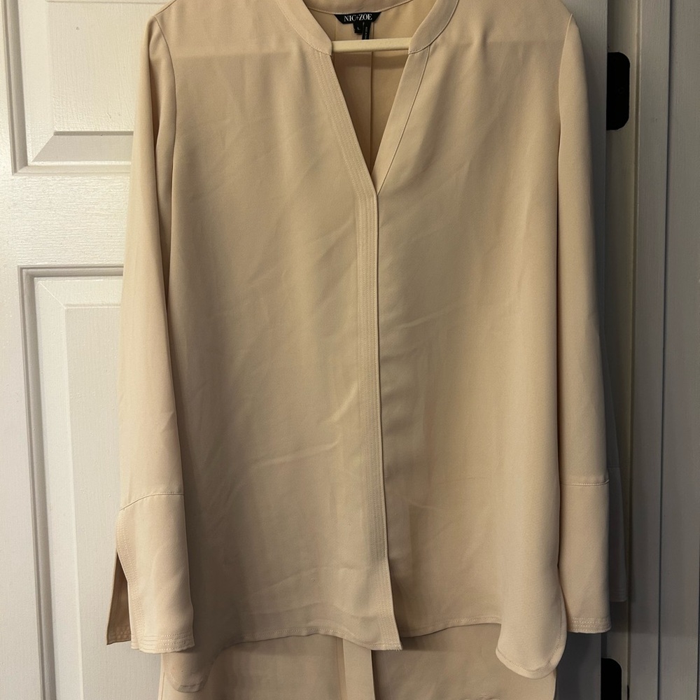 Nic + Zoe Cream Blouse